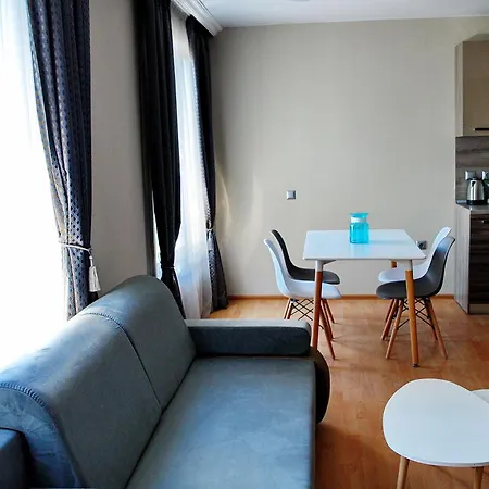 дюн палас Apartment Pomorie